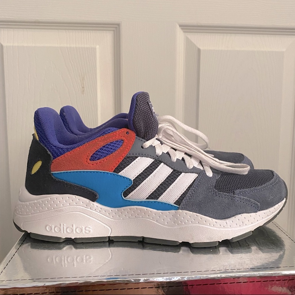Adidas Sneakers Kids Size 6 (Women’s 8)